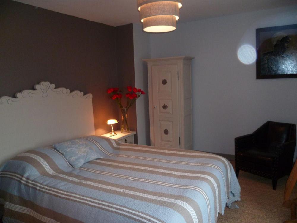 La Tonnelle Fleurie Chambres D'Hotes Sainte-Soulle Екстер'єр фото